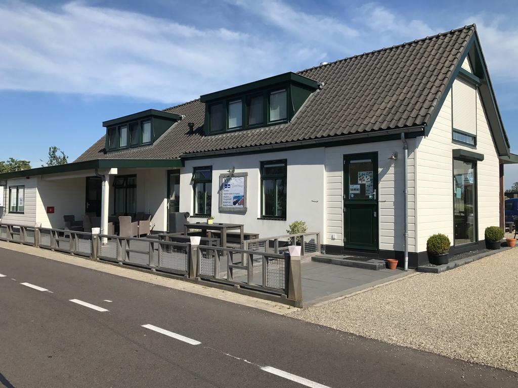 Visserslust - Woonboten & Appartementen Vinkeveen Luaran gambar